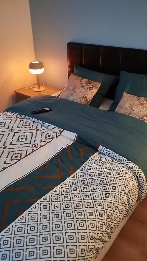 Le Beau Refuge Parisien De Cergy - Parisian Modern Flat At Cergy Bed & Breakfast Ngoại thất bức ảnh