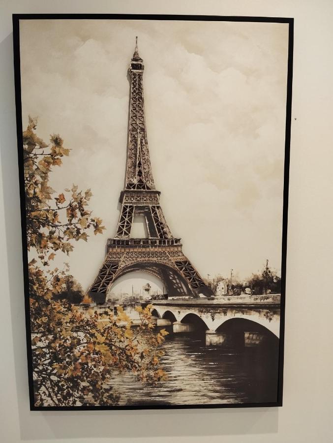 Le Beau Refuge Parisien De Cergy - Parisian Modern Flat At Cergy Bed & Breakfast Ngoại thất bức ảnh