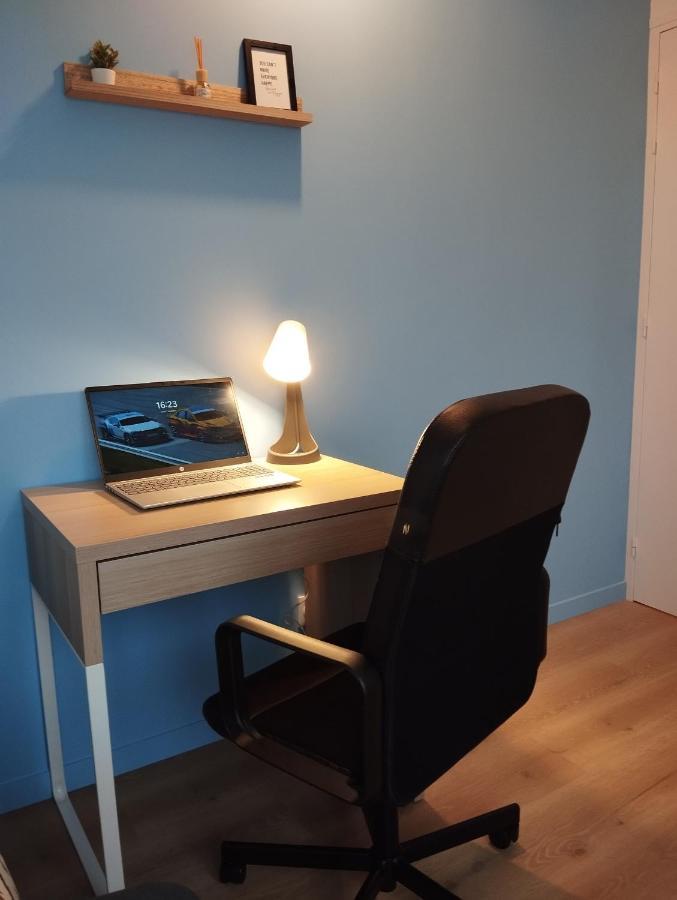 Le Beau Refuge Parisien De Cergy - Parisian Modern Flat At Cergy Bed & Breakfast Ngoại thất bức ảnh