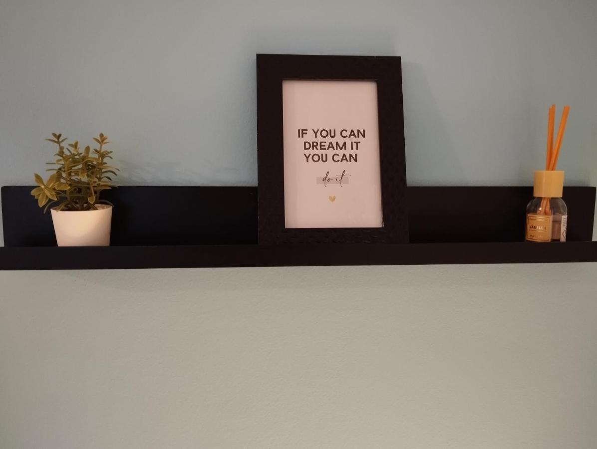 Le Beau Refuge Parisien De Cergy - Parisian Modern Flat At Cergy Bed & Breakfast Ngoại thất bức ảnh