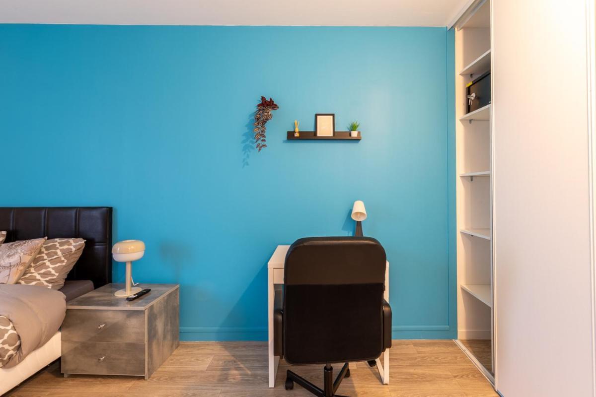 Le Beau Refuge Parisien De Cergy - Parisian Modern Flat At Cergy Bed & Breakfast Ngoại thất bức ảnh