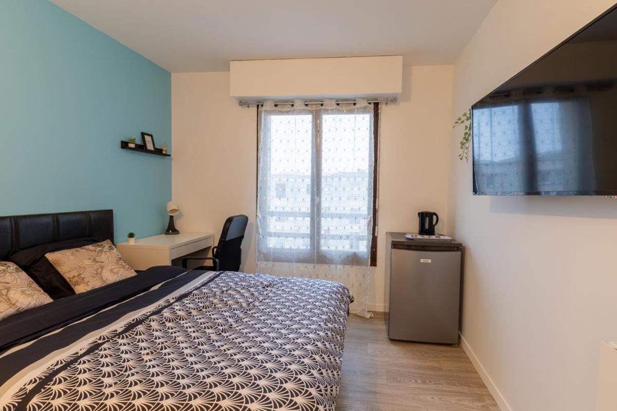 Le Beau Refuge Parisien De Cergy - Parisian Modern Flat At Cergy Bed & Breakfast Ngoại thất bức ảnh