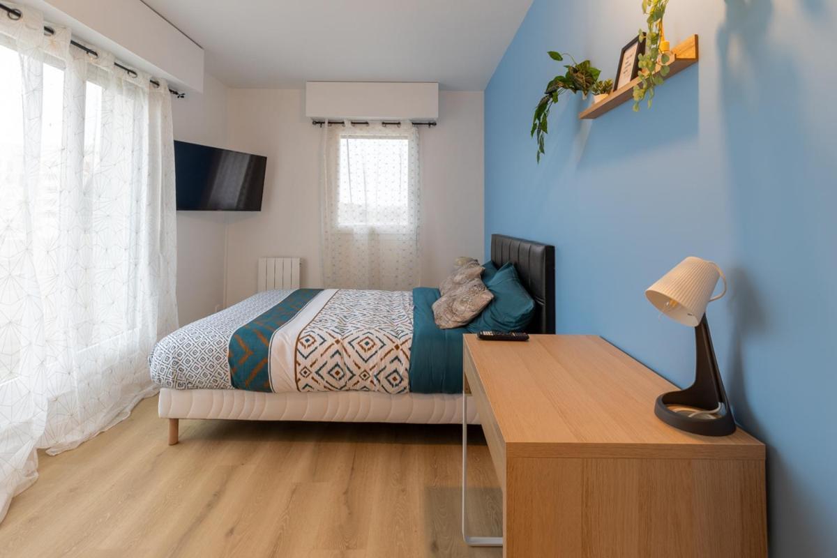 Le Beau Refuge Parisien De Cergy - Parisian Modern Flat At Cergy Bed & Breakfast Ngoại thất bức ảnh